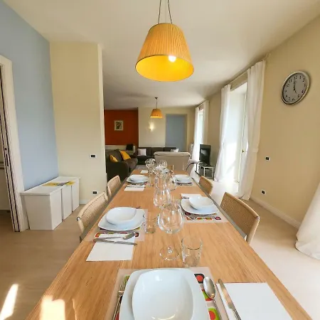 Palazzotto Apts パッランツァ